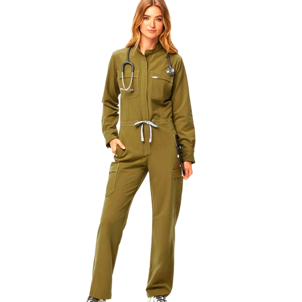 Brand new Figs martni scrub jumpsuit S